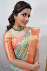 Rashi Khanna New Stills